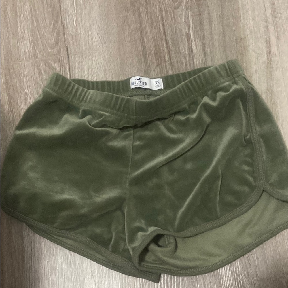 Hollister Green Athletic Shorts Lightweight Elastic Waist